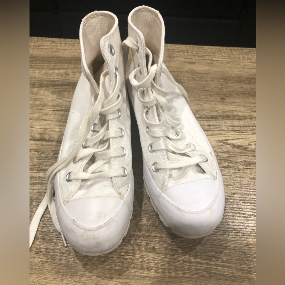 Converse high top chuck taylor all star lugged